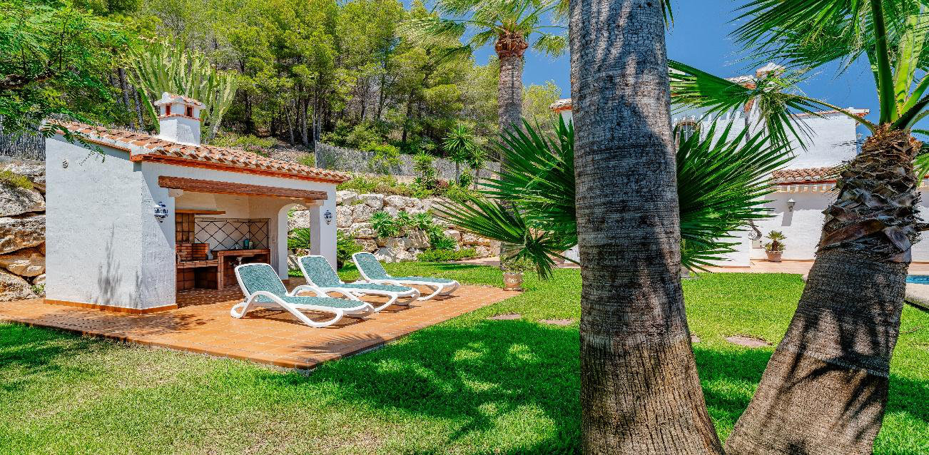 Pool terrace and summer kitchen